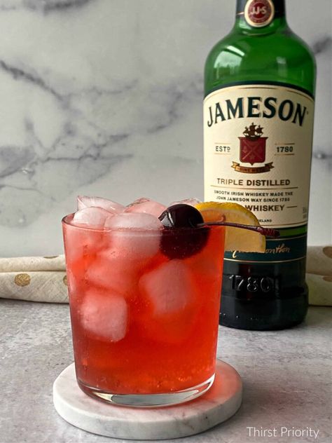 Irish Redhead Recipe - Easy Jameson Whiskey Cocktail Jameson Irish Redhead Cocktail, Jameson Whiskey Cocktails, Irish Redhead Drink, Drinks With Jameson Whiskey, Jamison Whiskey Drinks, Jameson Whiskey Drinks, Drinks With Sprite, Jameson Drinks, Good Whiskey Brands