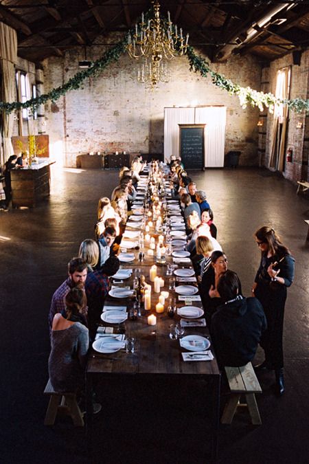 anwa Kinfolk Dinner, Simple Garland, Kinfolk Style, Table Candles, A Well Traveled Woman, Kinfolk Magazine, Long Tables, Eucalyptus Garland, Rustic Outdoor