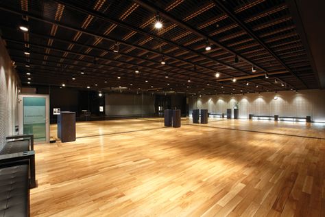 Jyp Dance Practice Room Background, Yg Building Interior, Studio Dance Room Kpop, Dance Practice Room, Dance Studio Design, Dance Studio Decor, Home Dance Studio, Practice Room, Dance Rooms