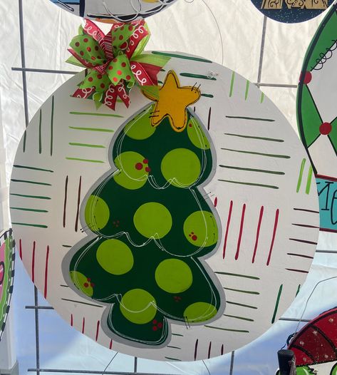 Christmas Tree Door Hanger - Etsy Christmas Painted Door Hangers, Wooden Ornament Door Hanger, Christmas Tree Door Hanger, Christmas Door Hangers, Tree Door Hanger, Christmas Tree Door, Ornament Door, Diy Christmas Door, Tree Door