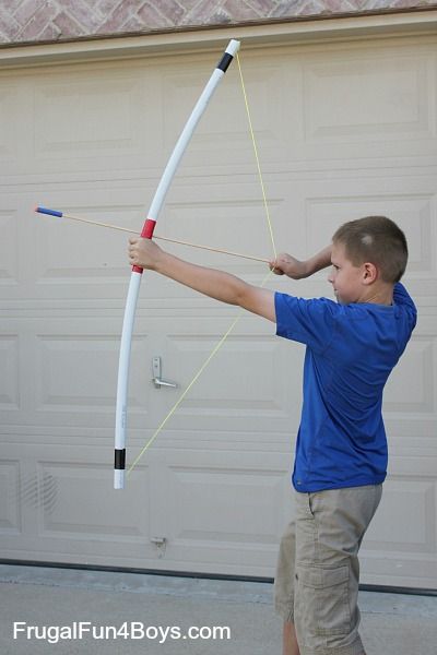 PVC Pipe Bow and Arrows - Frugal Fun For Boys and Girls Tinker Toys, Pvc Pipe Crafts, Pvc Pipe Projects, Pvc Projects, Activities For Boys, Scouts Crafts, Crafts For Boys, Bow And Arrow, Things To Make