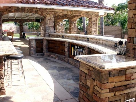 outdoor kitchen. Outside Bar, Outdoor Kitchen Decor, Outdoor Kitchen Bars, Outdoor Living Rooms, Backyard Bar, Patio Kitchen, Backyard Kitchen, Outdoor Kitchen Patio, Outside Patio