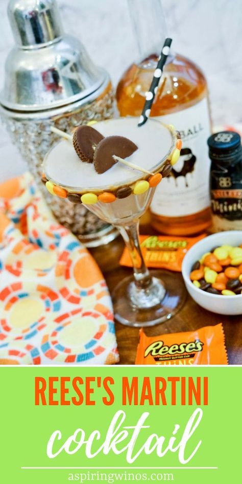 Reese's Martini Cocktail Recipe | Peanut Butter Cocktails | Chocolate Cocktails | Martini Cocktail Recipe | Whiskey Cocktail Recipes | Peanut Butter Cup Cocktail #ReesesMartiniCocktailRecipe #PeanutButterCocktails #ChocolateCocktails #MartiniCocktailRecipe #WhiskeyCocktailRecipes #CocktailRecipes Peanut Butter Martini, Peanut Butter Cup Cocktail, Whiskey Cocktail Recipes, Cinnamon Cocktail, Recipes Peanut Butter, Cocktails Martini, Cocktail Recipes At Home, Whiskey Chocolate, Raspberry Cocktail