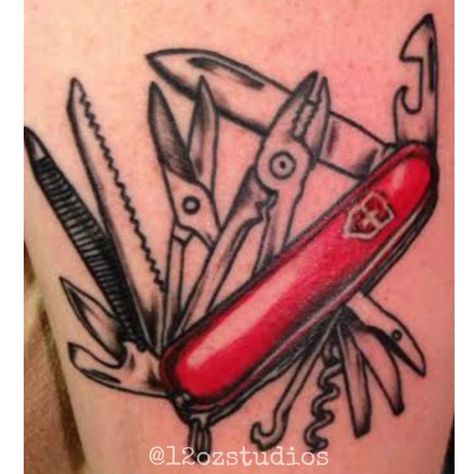 Amazing detailed Swiss army knife tattoo by Rebecca La Norma. Swiss Army Knife Tattoo, Tattoo Chart, Gerber Knives, Swiss Army Pocket Knife, Knife Tattoo, Tactical Pocket Knife, Engraved Pocket Knives, Victorinox Swiss Army, Folding Pocket Knife