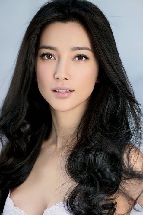 Li Bingbing, Asian Celebrities, Asian American, Japanese Women, American Women, Beauty Women, Asian Beauty, Black Hair, Celebrities