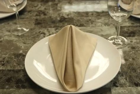 Pyramid Napkin Fold  #napkinfold #napkinfolding #diy #tablesetting #napkins #video #videotutorial Pyramid Napkin Fold, How To Fold Napkins, Fold Napkins, Phone Wallpapers Vintage, Fall Barn Wedding, Time Kids, Napkin Folding, How To Fold, Wallpapers Vintage