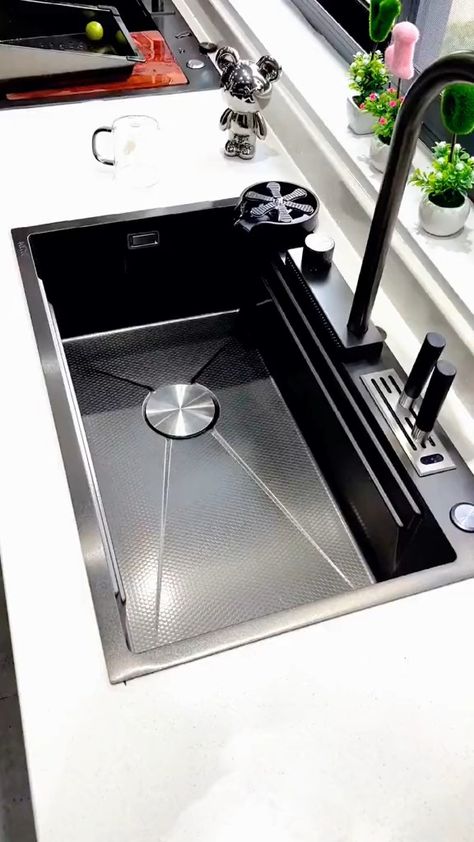 kitchen faucet Modern Kitchen Sinks, Black Kitchen Sink, Drop In Kitchen Sink, Kitchen Sink Design, Kitchen Sink Accessories, Single Bowl Kitchen Sink, Sink Design, Smart Kitchen, Stainless Steel Kitchen Sink