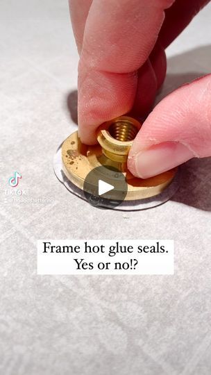 89K views · 1.3K reactions | Frame hot glue seals. Yes or no!? These framed floral seals are… 😍 These seals are made with hot glue and there’s one tip that you should never forget about making hot glue seals… 👉🏼 Use a low-temp glue gun. I know it sounds simple, but it makes a huge difference in the final look of your seal! When you use a high-temp glue gun it introduces bubbles into the hot glue because it’s boiling it. But when using a low-temp glue gun, your much less likely to get bubbles in your hot glue. Some of my favorite brands: Surebonder and Adtech. Both are on Amazon and at most craft stores. Just make sure it’s low or dual temp and you’ll be good to make your hot glue seals!! #bgoodslettering #waxsealclub #waxsealmaking #waxseals | Betsy - bgoods.lettering Cslp 2025, Wax Seals Diy, Good To Make, Seal Craft, Water Coloring, Cake Hacks, Adult Crafts, Yes Or No, Glue Crafts