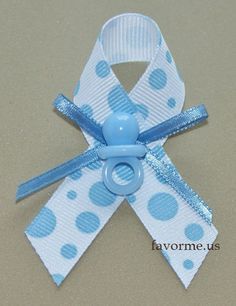 Baby Boy Favors, Baby Shower Camo, Baby Shower Favours For Guests, Baby Shower Pin, Boy Baby Shower Ideas, Baby Boy Shower Favors, Baby Shower Corsage, Baby Shower Crafts, Baby Shawer