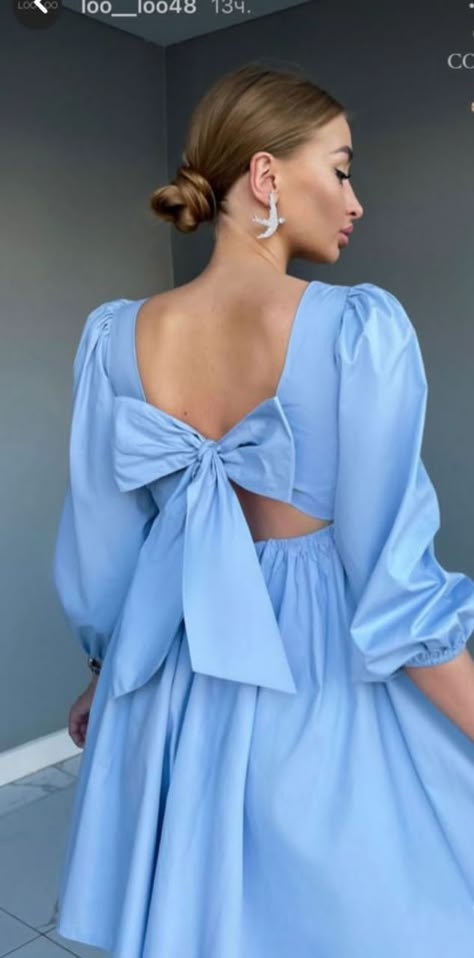 Aesthetic Frocks For Women, Cute Short Frocks, Latest Frock Designs For Women, Frocks Short, Fancy Summer Dress, Simple Frocks, Traditional Blouse Designs, Girls Dress Outfits, Cute Short Dresses