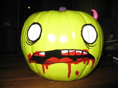 Zombie Painting, Cute Pumpkin Painting Ideas, Cute Pumpkin Painting, Halloween Pumpkin Painting, Zombie Pumpkin, Zombie Pumpkins, Pumpkin Inspiration, Creative Pumpkin Carving, Pumpkin Contest