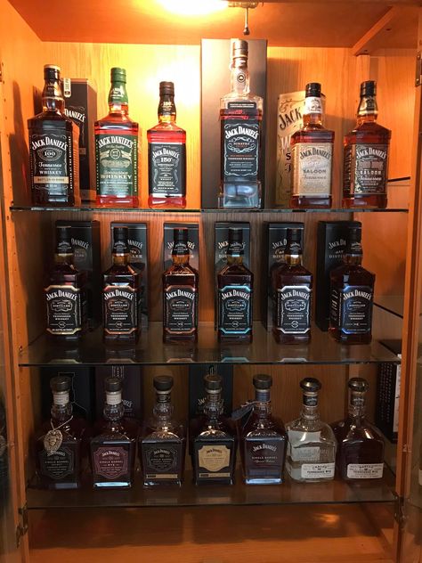 Tennessee whiskey. Mafia Office, Bolo Jack Daniels, Whiskey Aesthetic, Jack Daniels Party, Alcohol Store, Whisky Club, Jack Daniels Bottle, Whiskey Room, Jack Daniel's Tennessee Whiskey