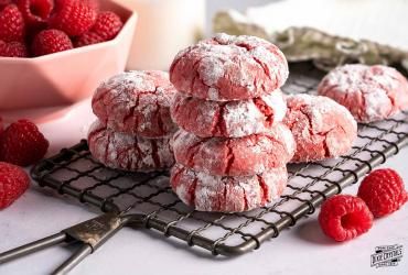 Recipes | Dixie Crystals Classic Lemon Bars, Colored Cookies, Easy Eggnog, Chocolate Macaroons, Apple Butter Recipe, Freeze Dried Raspberries, Chocolate Crinkle Cookies, Dried Raspberries, Chocolate Crinkles