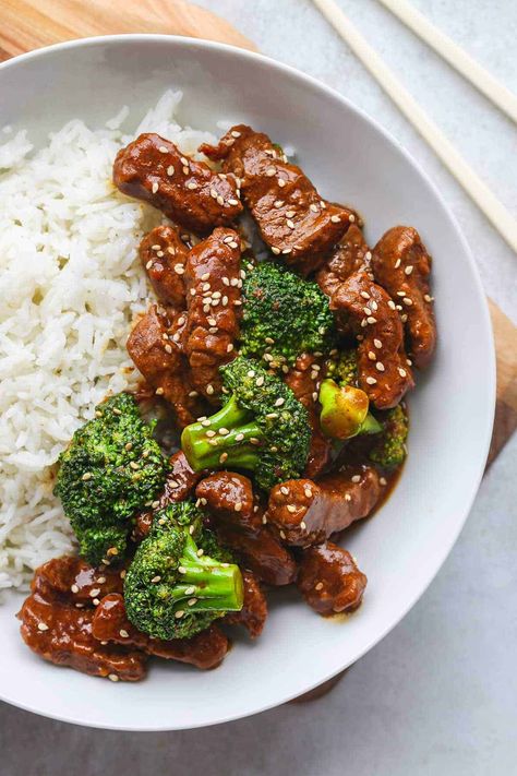 Instant Pot Beef And Broccoli, Little Sunny Kitchen, Beef Flank Steak, Beef Flank, Sunny Kitchen, Beef And Broccoli, Broccoli Recipe, Potted Beef, Brain Freeze