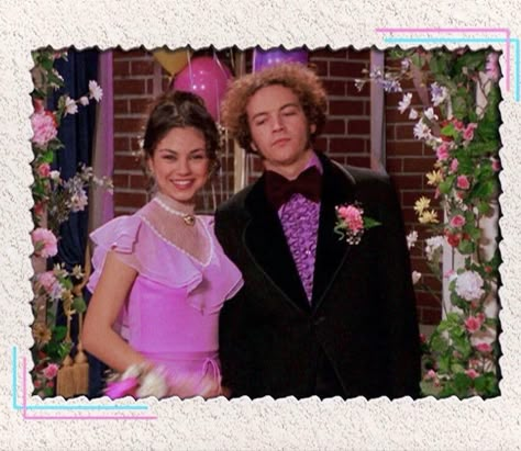 Hyde And Jackie, Jackie And Hyde, That 70s Show Aesthetic, Hyde That 70s Show, 70 Show, 70s Show, That 70s Show, Tv Couples, Good Movies To Watch