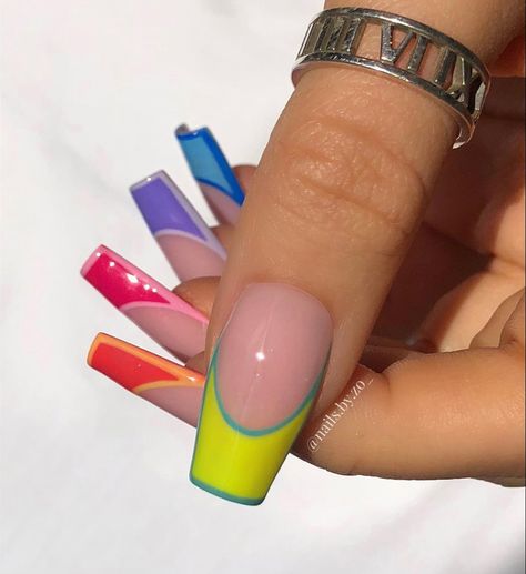 Makeup Cleaner, Colors Nails, Fingernail Designs, Amazon Beauty, Fall Nail Art Designs, Cleansing Shampoo, Long Acrylic Nails Coffin, Beauty Sponge, Trendy Nail Design