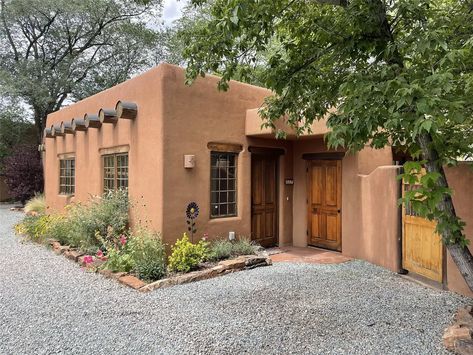 632 Old Santa Fe Trl APT 7, Santa Fe, NM 87505 | MLS #202232693 | Zillow Santa Fe Style Homes Exterior, Modern Adobe House, Santa Fe Style Decor, Modern Santa Fe Style, Adobe Style Homes, Clay Block, Southwest Architecture, Modern Adobe, Santa Fe Style Homes