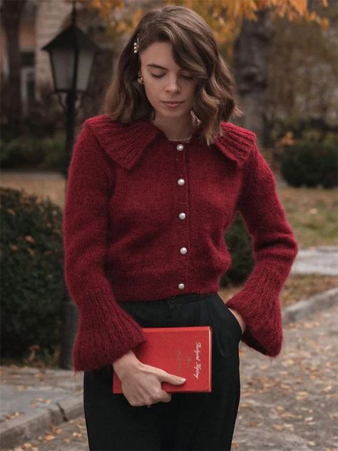 Elegance in autumn. 
Please click for the details of this wonderful sweater. Flare Sleeve Sweater, Curated Closet, Cropped Coat, Cardigan Casual, Flare Long Sleeve, Outwear Women, Stylish Sweaters, Knitwear Fashion, Collar Cardigan