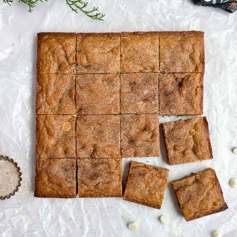 Gingerbread Blondies - The Salted Sweets Gingerbread Blondies, Gingerbread Cookie Bars, Sweet Bars, Gingerbread Cheesecake, Measuring Flour, Easy Holiday Treats, Soft Gingerbread Cookies, Ginger Molasses Cookies, Measuring Ingredients