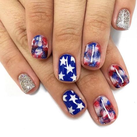 Nails Short Square, Glitter Nails Acrylic, Short Fake Nails, Press On Nails Short, Red Acrylic Nails, 4th Of July Nails, July Nails, Nails For Women, Nail Forms