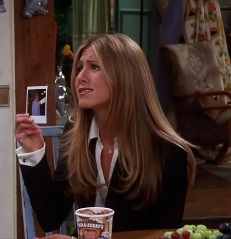 90s Jennifer Aniston Hair, Jenifer Aniston 90s Hair, Jennifer Aniston 90s Hair, Jennifer Anniston Hair Color, Jeniffer Aniston 90s, Rachel Green Long Hair, Rachel Green Hair Color, Jennifer Aniston Hair 90s, Rachel Green Hair