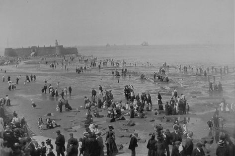 New Brighton Beach And Battery c.1900 New Brighton Beach, New Brighton, Brighton Beach, Uk Photos, Beach Style, Brighton, Paris Skyline, Liverpool, Dolores Park