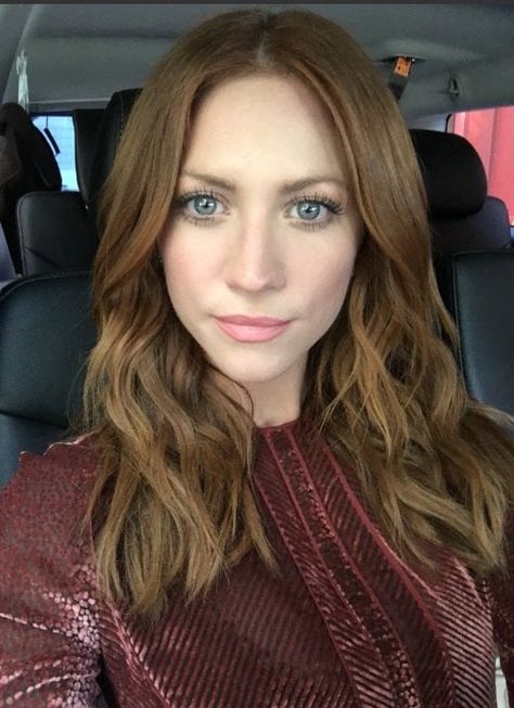 Brittany Snow Brown Hair, Britney Snow Red Hair, Brittney Snow Red Hair, Brittany Snow Red Hair, Brittany Snow Hair, Britney Snow, Britanny Snow, Brittney Snow, Hair Styles Lines