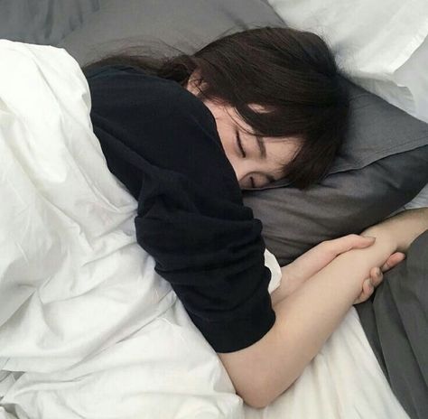 Sun Aesthetic, Perfect Husband, Girl Sleeping, Relationship Goals Pictures, How Big Is Baby, Night Routine, Boyfriend Pictures, Ulzzang Girl, Aesthetic Girl