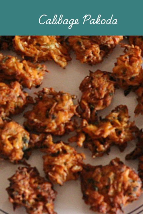 Cabbage Pakoda is tasty and makes a good snack with tea. It is a no onion garlic recipe. It is usually made during festive days in Karnataka. Cabbage Fritters, Fritters Vegan, Crispy Cabbage, Homemade Snack Recipes, Green Dishes, Vegetarian Platter, Party Appetizer Recipes, Healthy On A Budget, Homemade Food Recipes