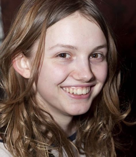 This smile is everything 💖😍#edit #netflix #hannahmurray #skins #skinsuk Cassie Skins, Hannah Murray, Skins Uk, Ethereal Beauty, True Beauty, Celebrity Crush, Pretty Woman, A Girl, Celebrities