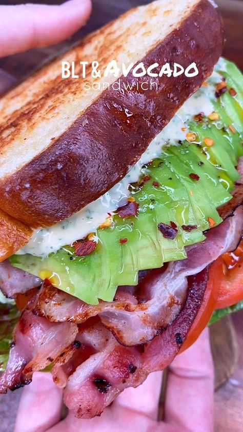 Blt Sandwich Videos, Sandwich Video Recipes, Loaded Sandwich Ideas, Crossaint Sandwich Ideas, Easy Wraps For Dinner, Best Blt Sandwich Recipes, Cold Meat Sandwiches, Deli Food Ideas, Sandwich Ideas For Dinner