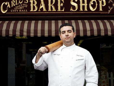 cake boss photo by NY DAILY NEWS #cakes #cakeboss #buddyvalastrojr #newjersey #hoboken #morristown #marlton #redbanknj #ridgewood #wayne #westfield #bethlehem #radio #twitter #facebook #tumblr #pinterest Yum Makers, Cake Boss Buddy, Carlos Bakery, Buddy Valastro, Food Network Chefs, Matt Lanter, Tv Chefs, French Songs, King Of The Road