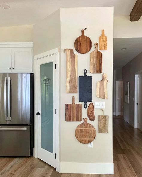 Summer Room Ideas, Modern Teen Boy Bedroom, Black And White Flooring, Bedroom Summer, Summer Room, Kitchen Objects, Vintage Style Kitchen, Decor Ideas Kitchen, Vibrant Living Room