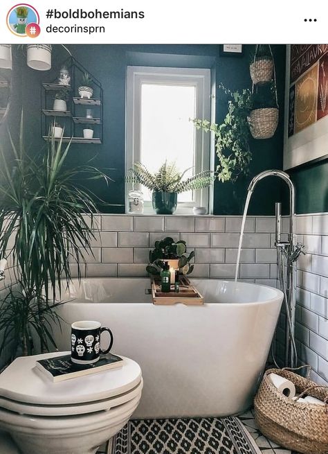 Boho Bathroom, Bathroom Inspiration Decor, Upstairs Bathrooms, Modern Bathroom Decor, Green Bathroom, Bathroom Colors, House Bathroom, Bathroom Style, Beautiful Bathrooms