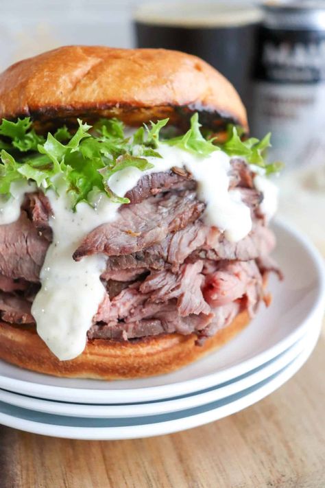 Roast Beef Sandwiches Deli, Deli Beef Sandwich Recipes, Roast Beef Deli Sandwich, Roast Beef Sandwiches Recipes, Deli Roast Beef Sandwich Recipes, Party Roast Beef Sandwiches, Roast Beef Sandwich Sauce, Roast Beef Sandwich Recipes Deli, Roast Beef Panini Sandwiches