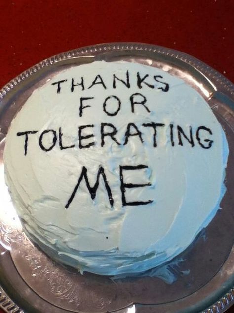 Thanks for tolerating me. So making this for my mom and giving it to her at my graduation in front of everyone! Anniversary Cake, E Card, San Valentino, I Laughed, Cookies Et Biscuits, Tart, Funny Pictures, Funny Memes, Birthday Cake