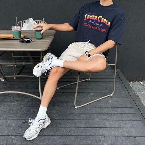 New Balance With Shorts, New Balance Mens Outfit Men's Fashion, New Balance 530 Outfit, Create A Wardrobe, Spiritual Fashion, New Balance Outfit, Mens Shorts Outfits, Trendy Boy Outfits, Mens Summer Outfits