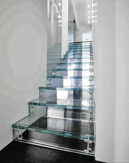 Glass Stair, Glass House Design, Escalier Design, Glass Stairs, Glass Staircase, Stair Case, Take The Stairs, Stair Steps, Interior Stairs