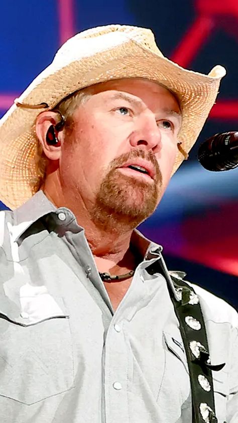 Toby Keith Explained Why He Never Moved to Nashville and The Repercussions of His Decision Inspire Others Quotes, Country Musicians, Toby Keith, Country Music Stars, Career Advancement, Music City, Music Star, Country Music, Nashville