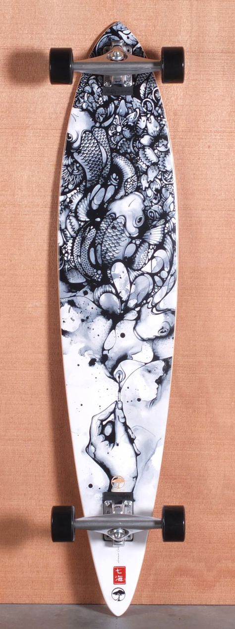 Black and white longboard Long Skate, Long Boards, Longboard Design, Beach Cruisers, Grunge Tattoo, Long Board, Longboard Skateboard, Cool Skateboards, Skate Art