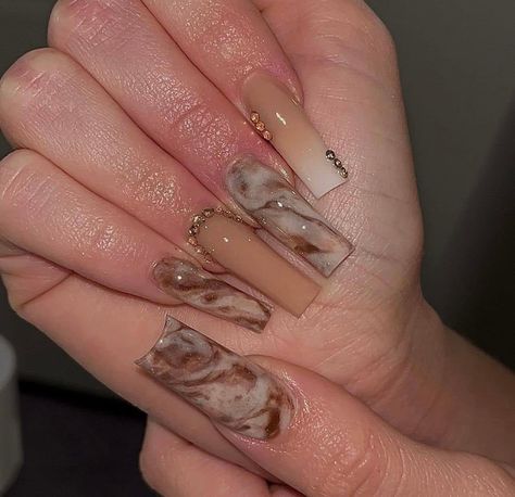 Brown And Gold Marble Nails, Brown Marble Nails Acrylic, Brown Nails Marble, Marble Accent Nails, Brown Marble Nails, Marble Acrylic Nails, Brown Marble, Marble Nails, Brown Nails