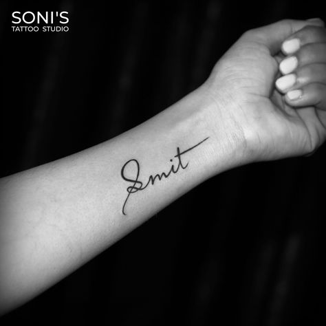 Name tattoo Smit tattoo Soni's Tattoo Studio 09974432274 Navsari Gujarat . Tattoo done by @nitesh_devi_soni at most Trusted Tattoo Studio of town @sonistattoo_by_nitesh . #sonistattoo #navsari #gujarat #india #tattoo #besttattooingujarat #besttattooinindia #tattooingujarat #tattooinindia #tattoos #tattooartist #tattooideas #tattooist #tattoolife #tattoodesign #tattoolove #tattoowork #art #tattoostudio #tattooart #tattoopro #proffesionaltattooartist India Tattoo, L Tattoo, Name Tattoo, Tattoo Work, Life Tattoos, Pretty Words, Tattoo Studio, Cool Tattoos, Tattoo Artists