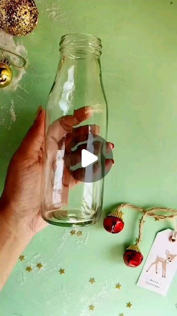 Bottle Christmas Crafts, Recycled Christmas Decorations, Art Bottle, Shoelace Patterns, Bottle Decoration, Glass Bottle Diy, Diy Glass Bottle Crafts, Handmade Christmas Crafts, Wine Bottle Diy Crafts