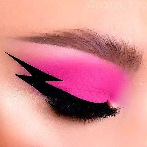 80s Rocker Makeup, Rock And Roll Makeup, Rocker Makeup, 80s Eye Makeup, Glam Rock Makeup, 80s Hair And Makeup, Extreme Make-up, 1980s Makeup And Hair, 80s Makeup Looks