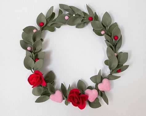 I Am Trying My Best, Roses Wreath, Unique Wreath, Trying My Best, Felt Roses, Felt Wreath, Valentines Decor, Felt Leaves, Wreath Winter