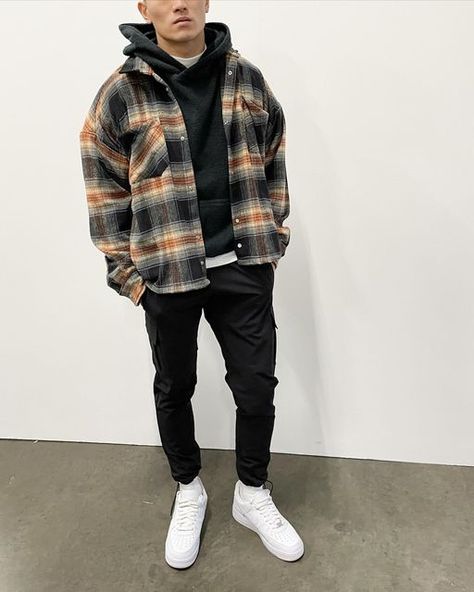 Summit UK on Instagram: "Ember fits with the upcoming reverse hoodie. Flannels running low, hoodies online Friday 8PM GMT." Cold Winter Outfits Men, Fall Flannel Outfits, Streetwear Men Outfits Street Fashion, Winter Outfits Men Streetwear, Cold Winter Outfits, Flannel Outfits Fall, Flannel Outfits Men, Men Streetwear Fashion, Hoodie Outfit Men