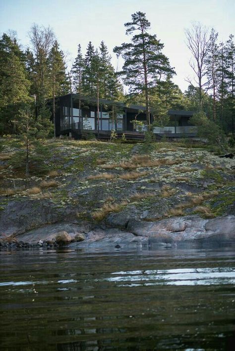 Finnish House Exterior, Summer Cabins, Finnish House, Nordic House, Innovative Architecture, Weekend House, Prefabricated Houses, Structure Architecture, Summer Cottage