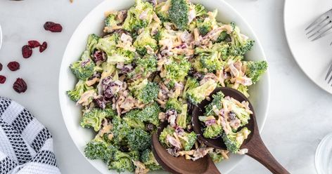 Broccoli Salad Olive Garden Salad Recipe, Garden Salad Recipe, Easy Broccoli Salad, Loaded Baked Potato Salad, Best Baked Beans, Celery Recipes, Homemade Baked Beans, Baked Potato Salad, Pinky Girl