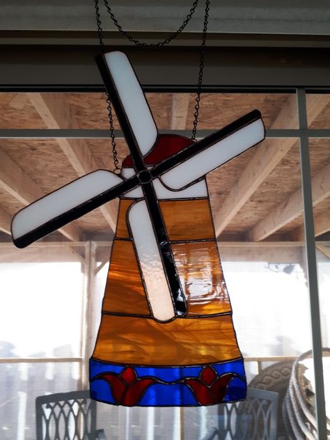 Holland Windmills, Glass Projects, Stained Glass Projects, Stained Glass Patterns, Holland, Stained Glass, Stain, Glass, Pattern