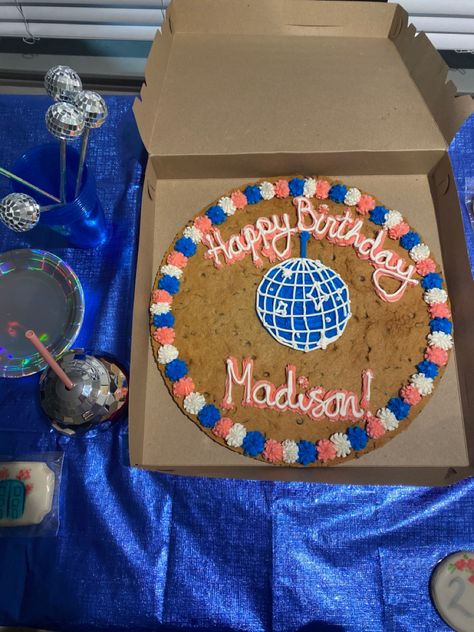 21st Cookie Cake, Mamma Mia 20th Birthday Cake, Dancing Queen 17 Cookies, Mama Mia 17th Birthday Cake, Taylor Swift Cookie Cake, Mama Mia 17th Birthday Theme, Taylor Swift 22 Birthday Cookies, Disco Ball Cookie Cake, Sweet 16 Cookie Cake